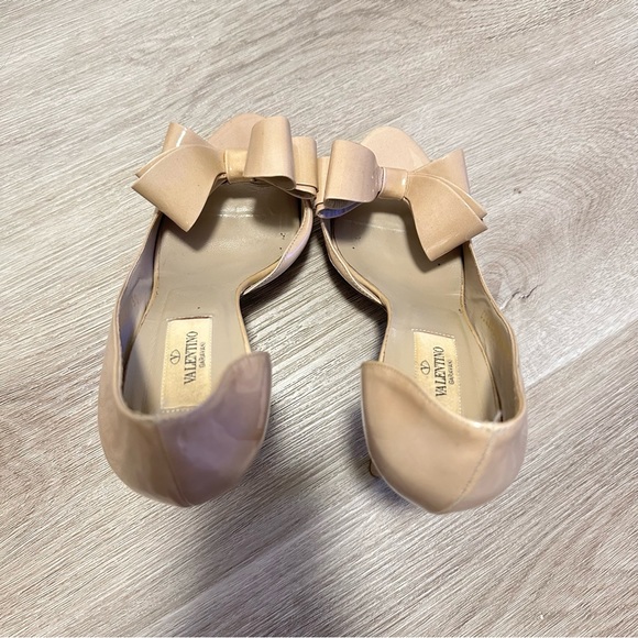 Authentic Valentino Heels - size 38 - Picture 7 of 8